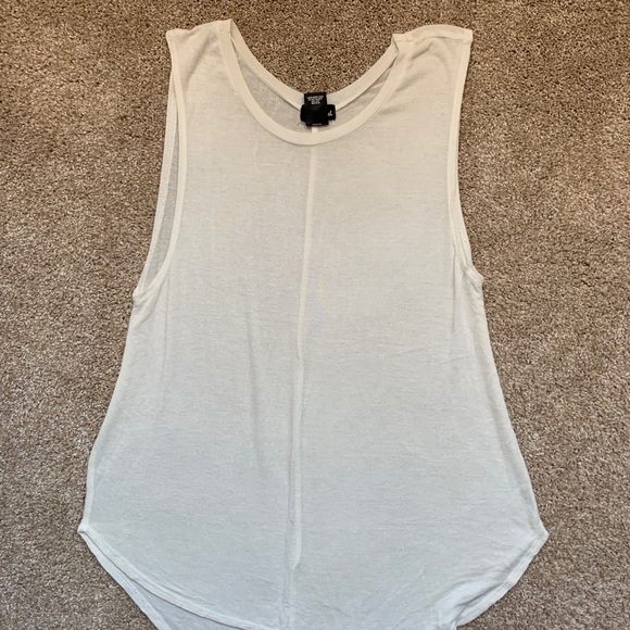 White tank - Picture 1 of 2